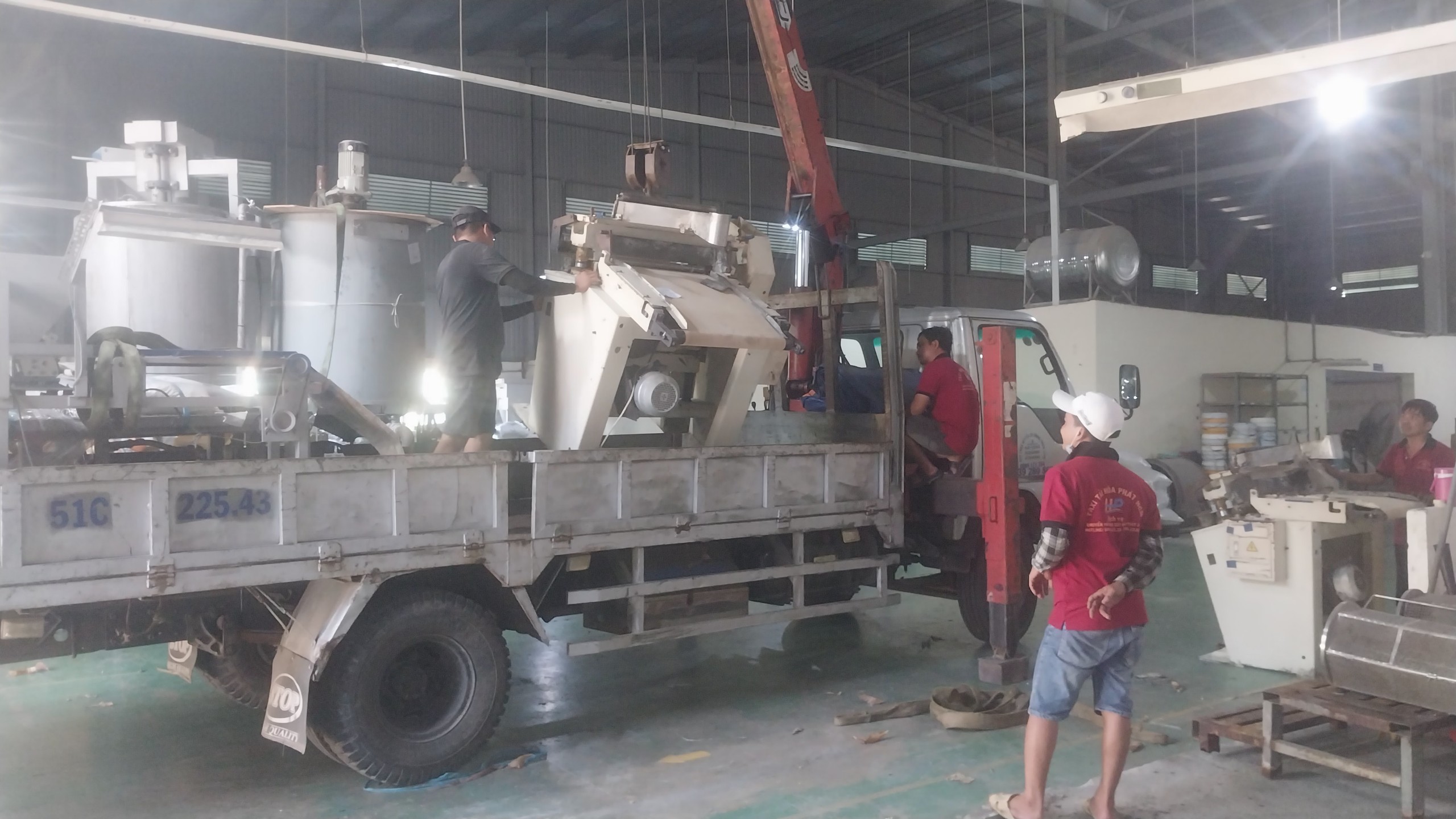 5 Bước Vận Chuyển Máy Móc Công Nghiệp An Toàn