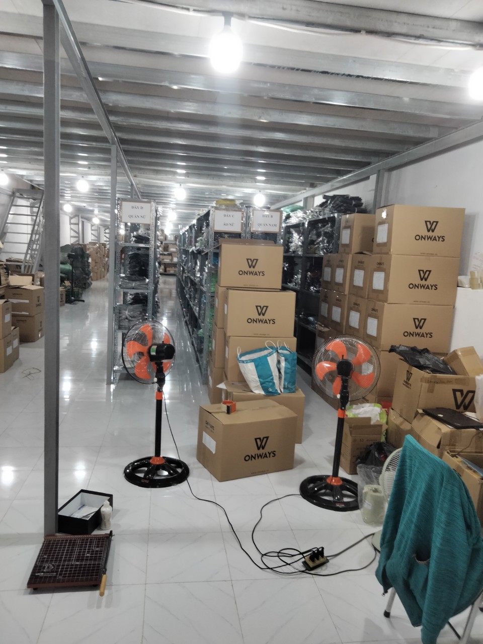 đội ngũ nhân viên chuyển nhà