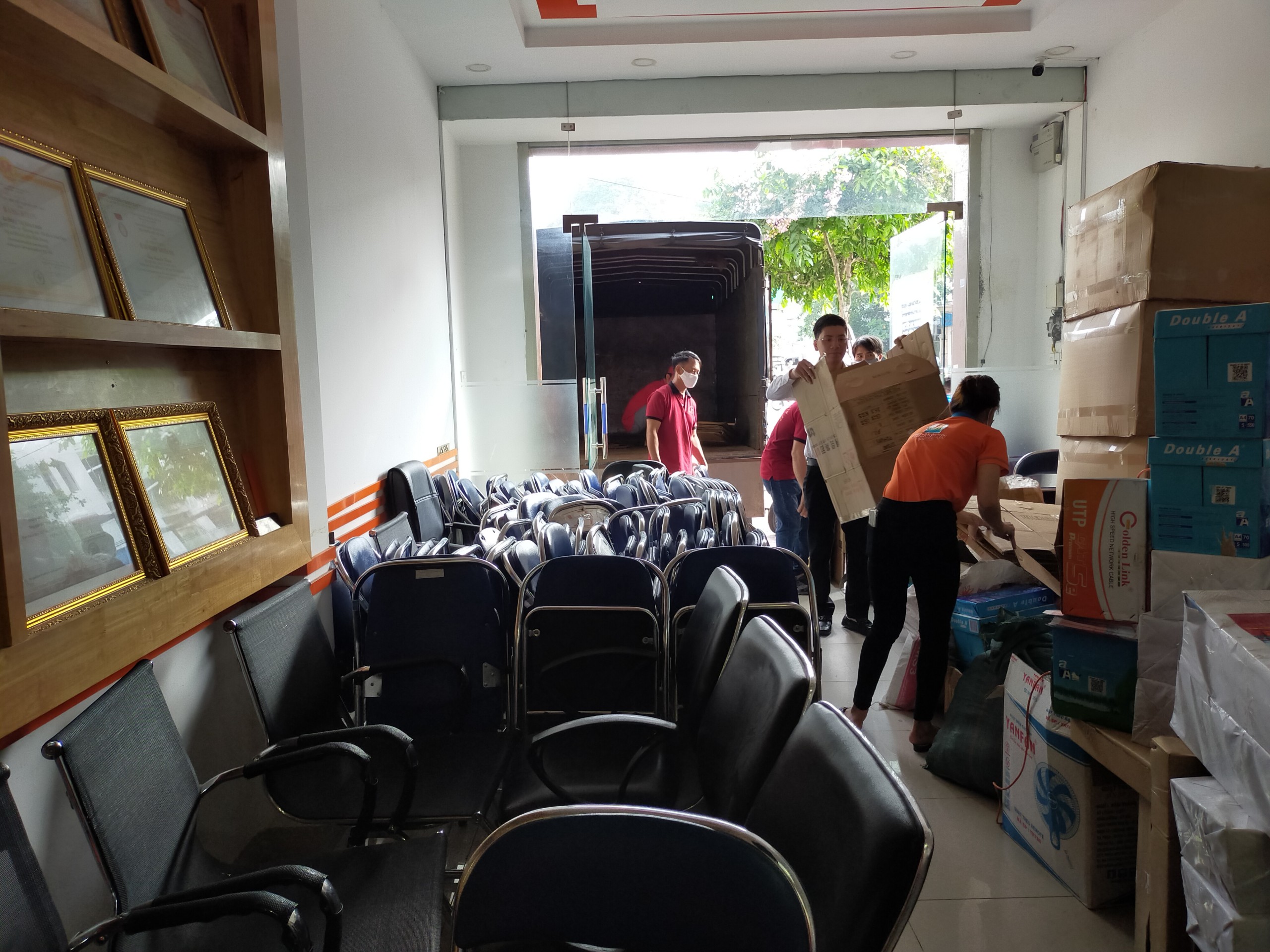 Chuyển nhà trọn gói