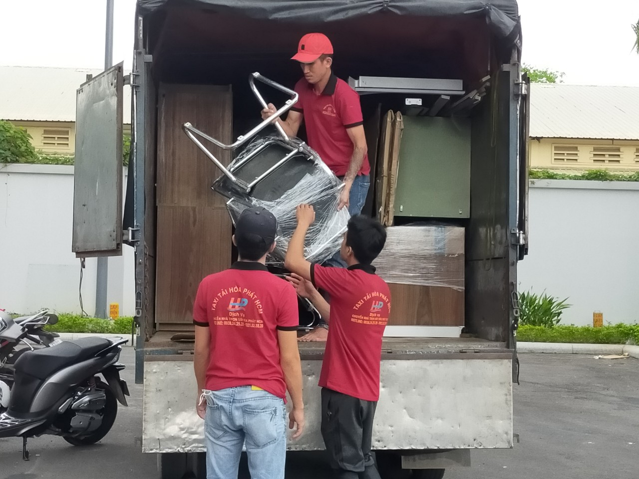 chọn ngày tốt chuyển văn phòng