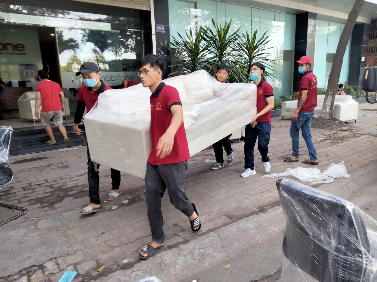 vận chuyển két sắt tủ hồ sơ